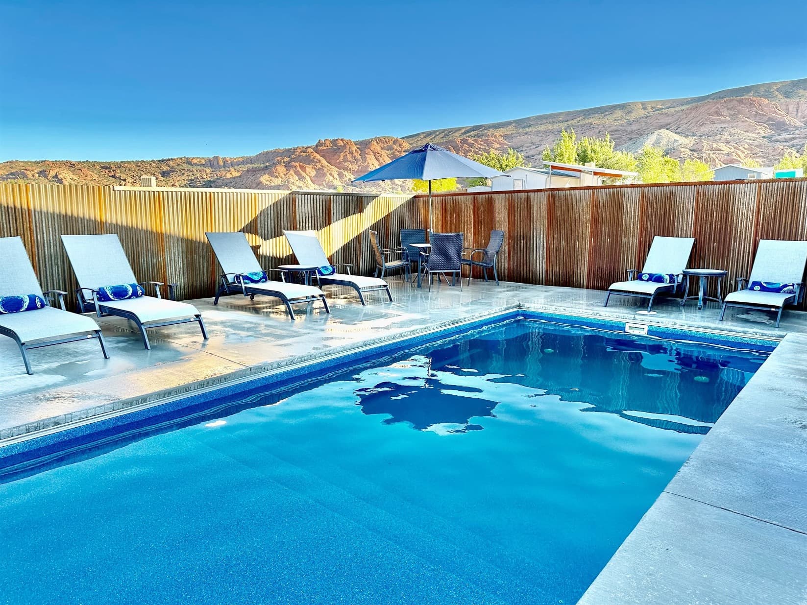 3 Bedroom Suites Private heated pool #2