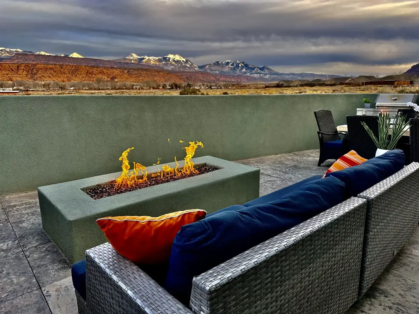 Exclusive Retreats White Rim 3369 All Suite 3 Bedroom with loft